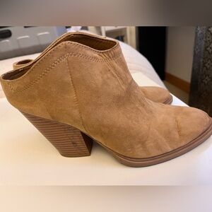 Mules tan still a lot of life in them